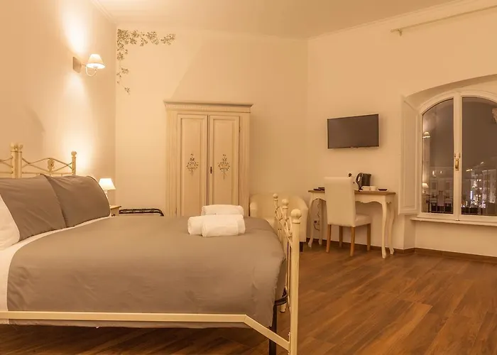 Donna Margherita Rome Suite & Rooms